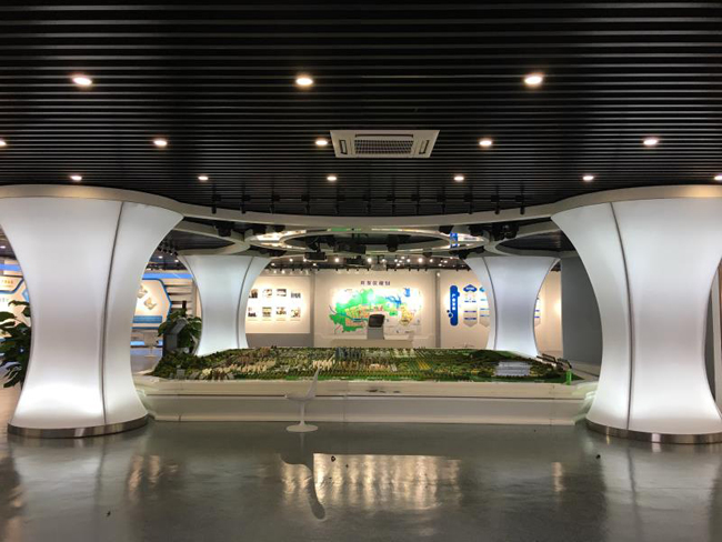 電商產(chǎn)業(yè)園的展廳設計施工一體化項目.jpg
